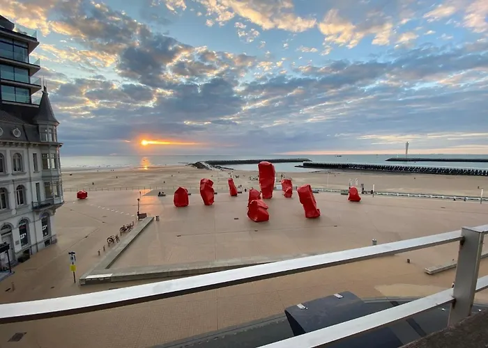Apartment Panoramic View On Beach, Ships, Sea - Place To Be Ostend